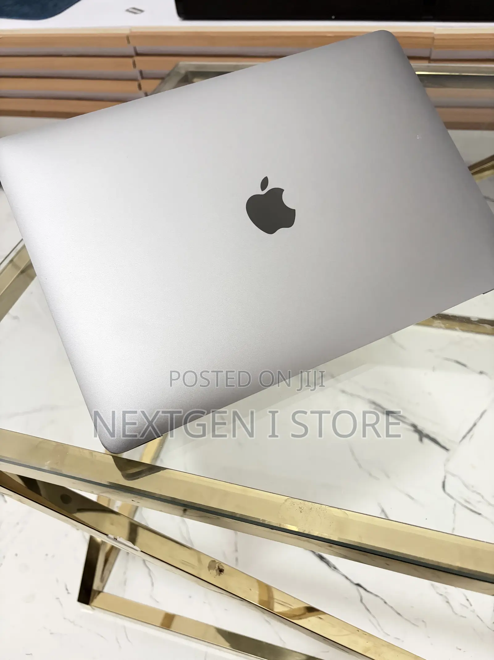 Laptop Apple MacBook Pro 2017 8GB Intel Core i5 SSD 256GB
