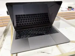 Laptop Apple MacBook Pro 2017 8GB Intel Core i5 SSD 256GB