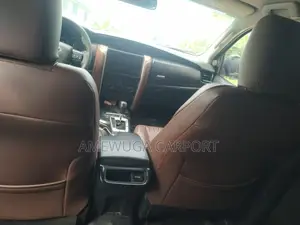 Toyota Fortuner 2.7 AWD 2018 Black
