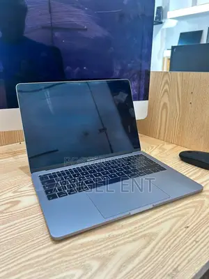 Laptop HP EliteBook 830 G6 8GB Intel Core i5 SSD 256GB