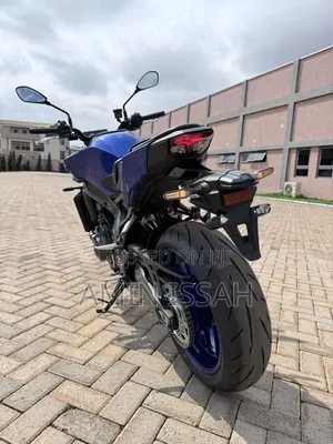 New Yamaha 2025 Blue