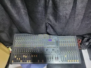24 Channels Mixer