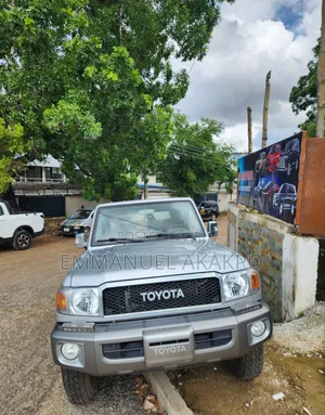New Toyota Land Cruiser 2021 Silver