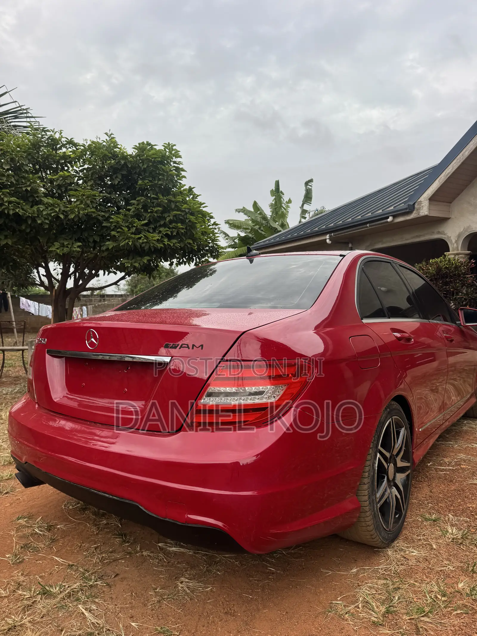 Mercedes-Benz C250 2013 Red