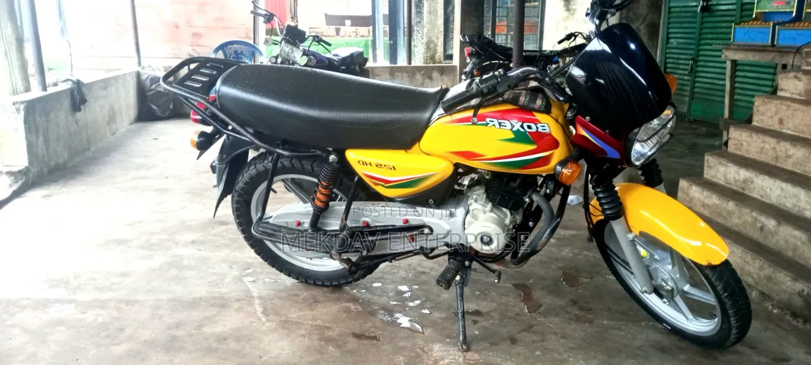 Bajaj Boxer 125 2016 Yellow