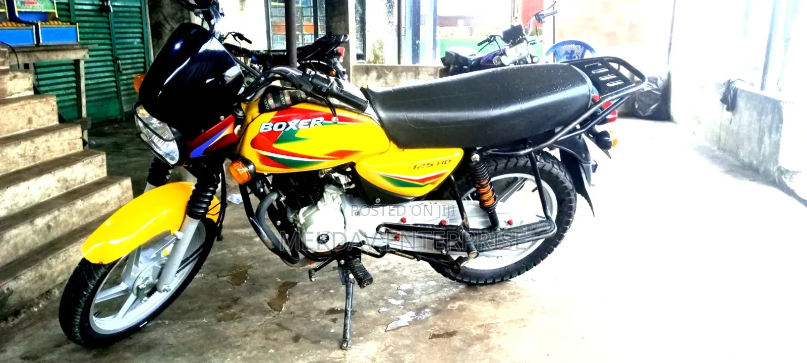 Bajaj Boxer 125 2016 Yellow