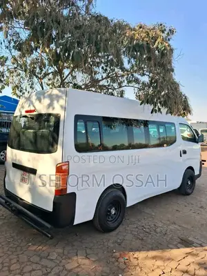 Nissan Caravan 2018 White