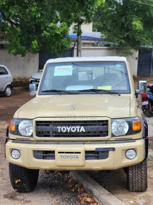 New Toyota Land Cruiser 79 Series 2022 Yellow