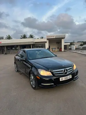 Mercedes-Benz C250 2012 Black