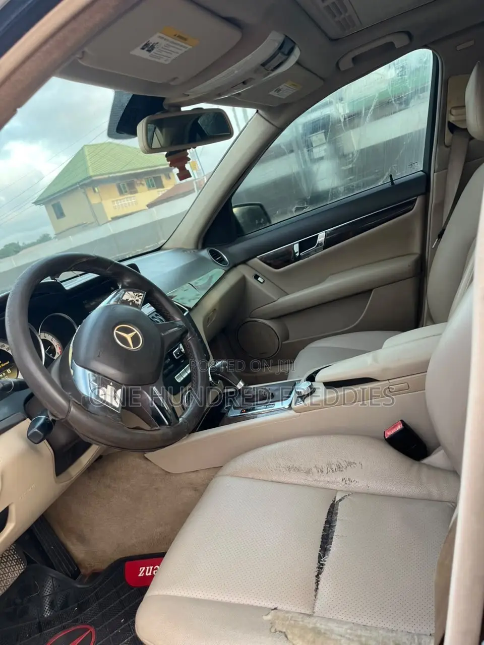 Mercedes-Benz C250 2012 Black
