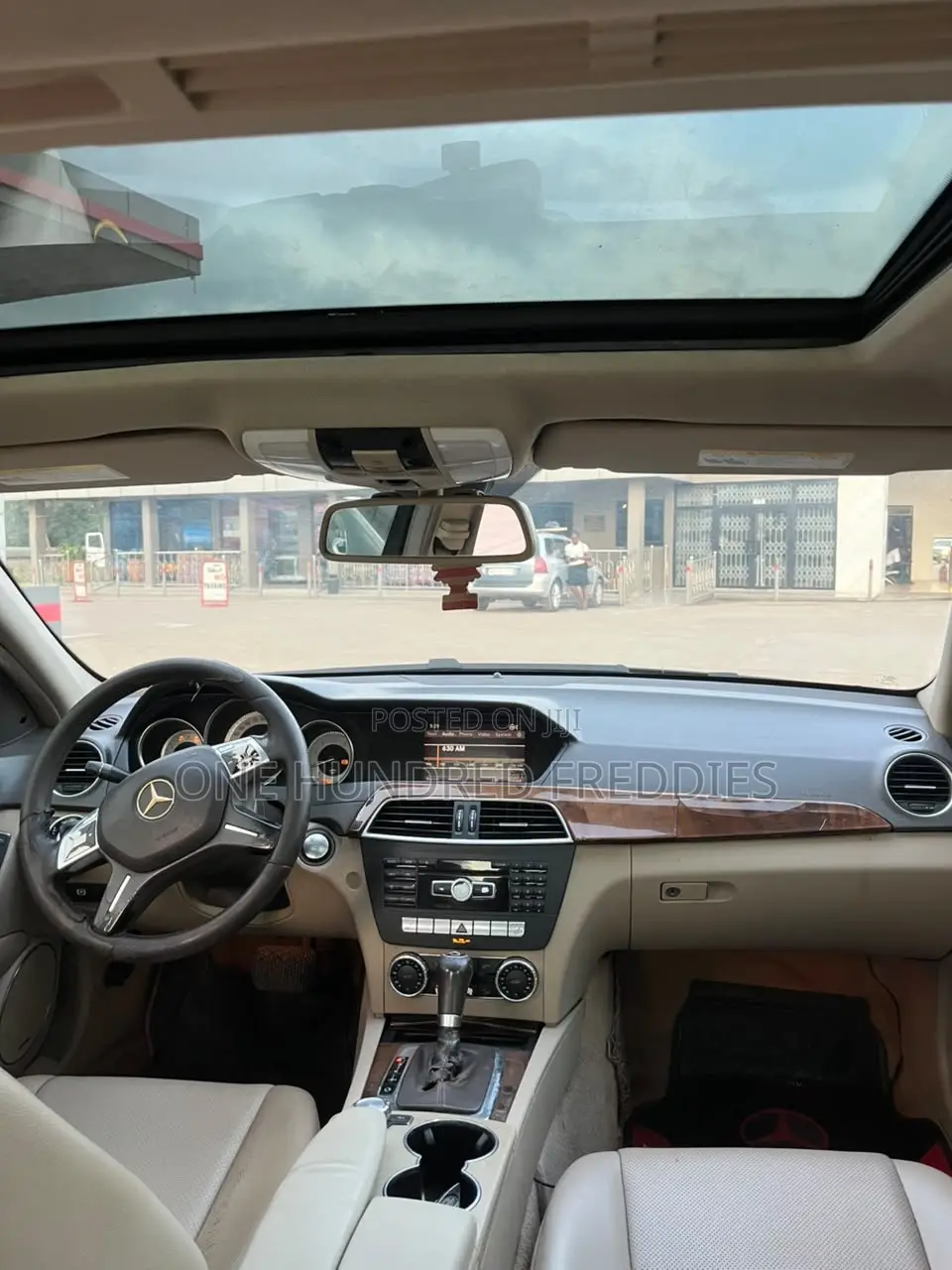 Mercedes-Benz C250 2012 Black
