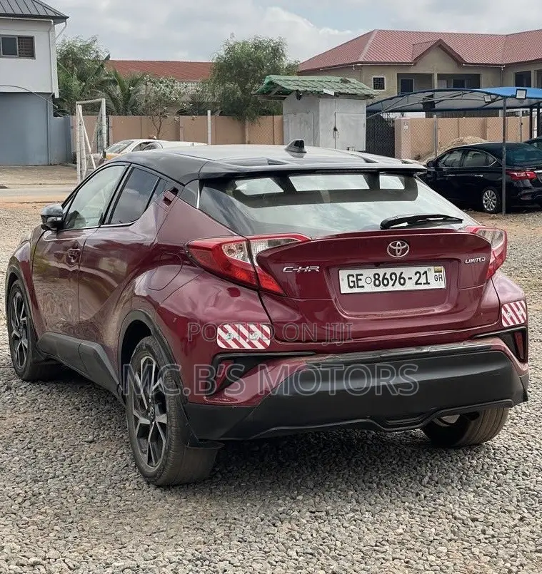 Toyota C-HR 2019 Red