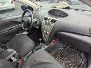 Toyota Yaris 1.5 Sedan 2008 Red