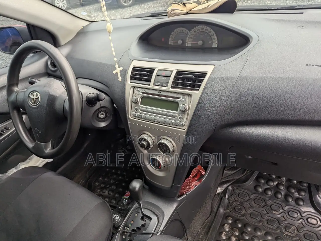 Toyota Yaris 1.5 Sedan 2008 Red