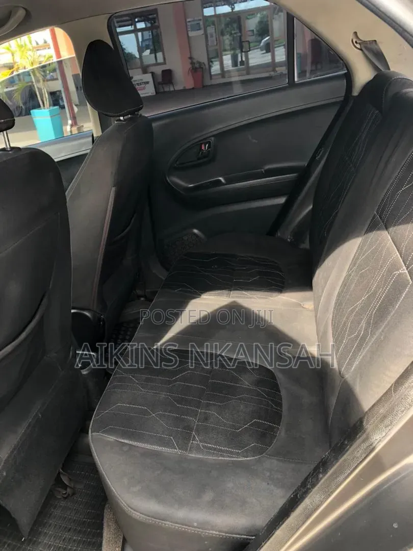 Kia Picanto 2013 Brown