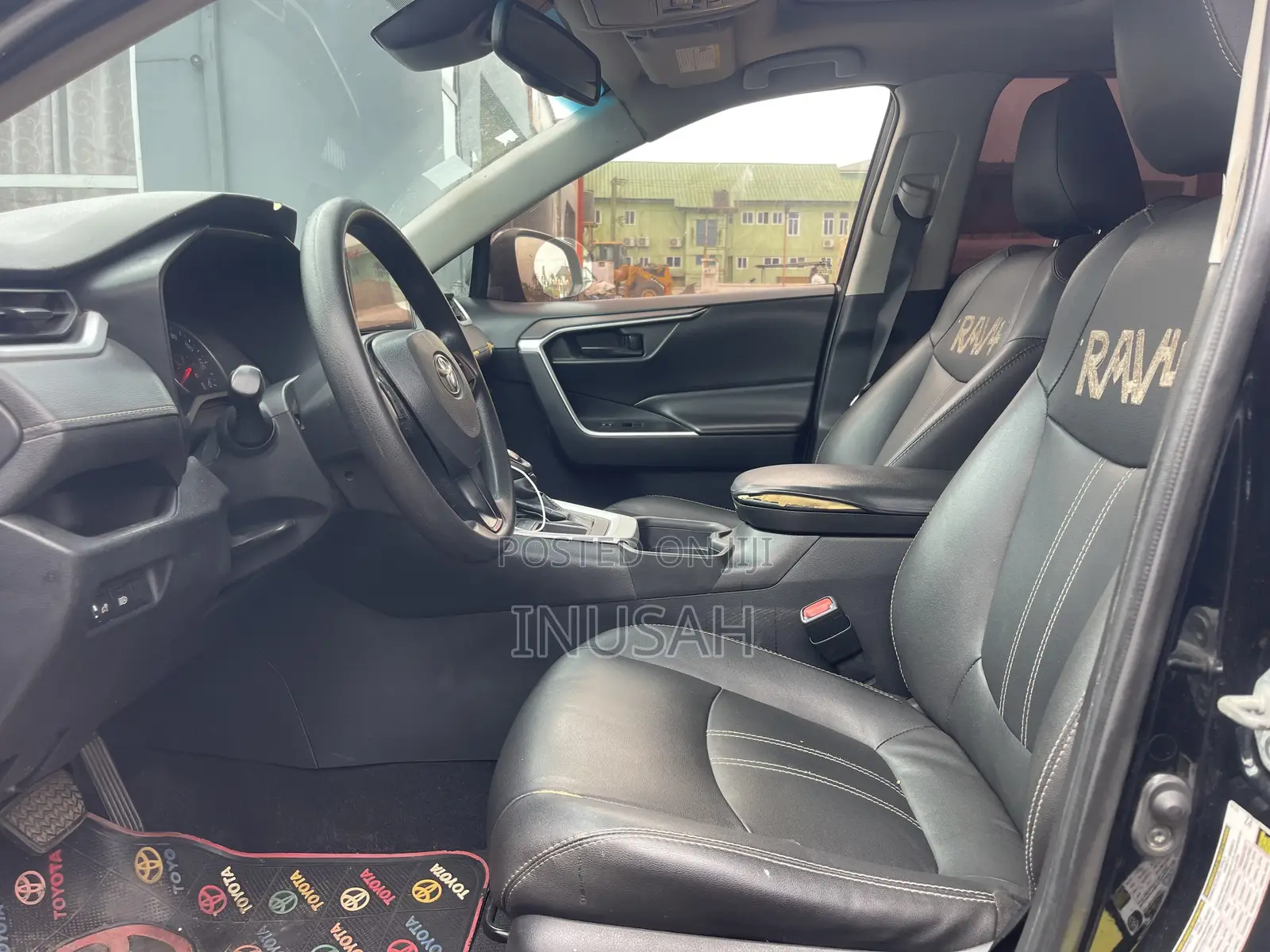 Toyota RAV4 2021 Black