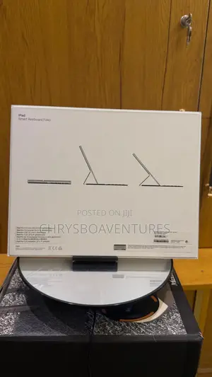 iPad Smart Keyboard Folio