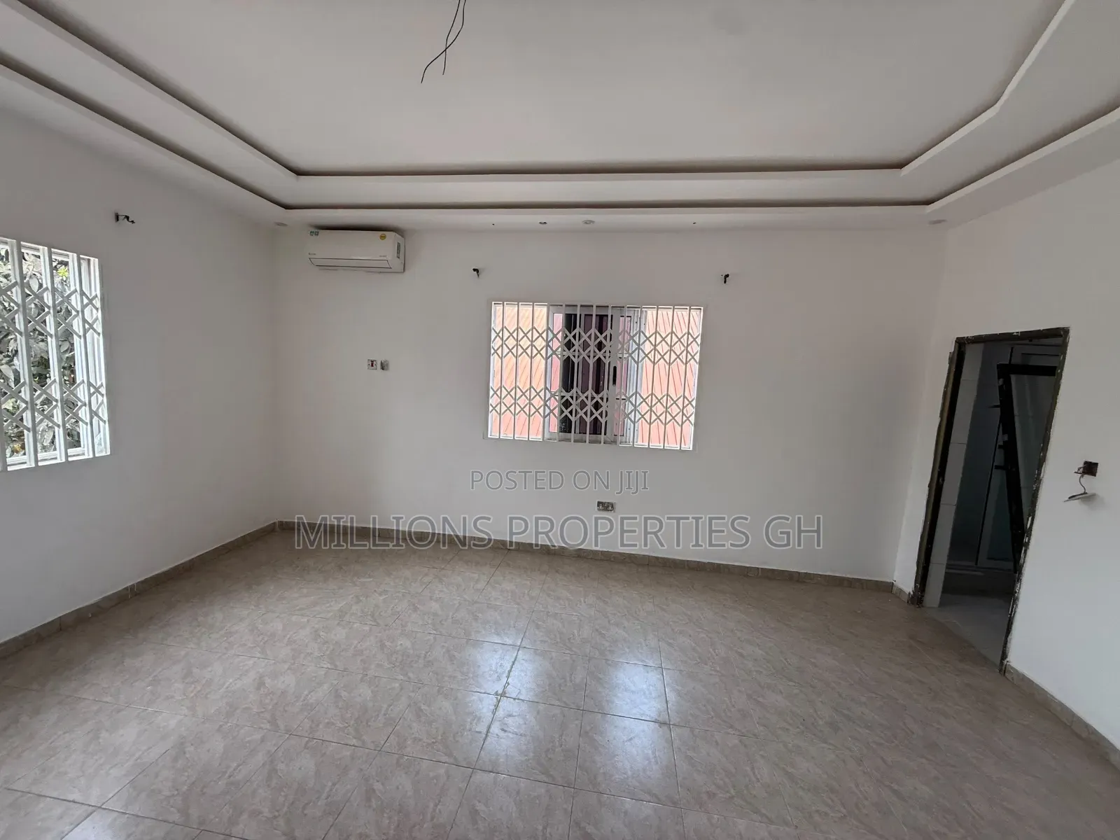 Hospital 4sale Accra Kasoa 19Rooms