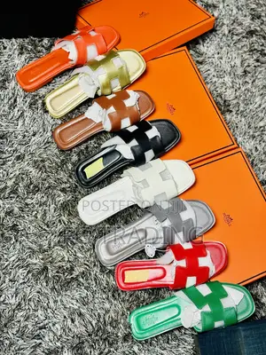 Quality Hermes Slippers _ Ladies Slippers in Box