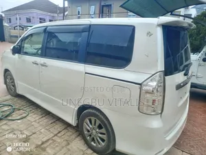 Toyota Voxy 2012 White