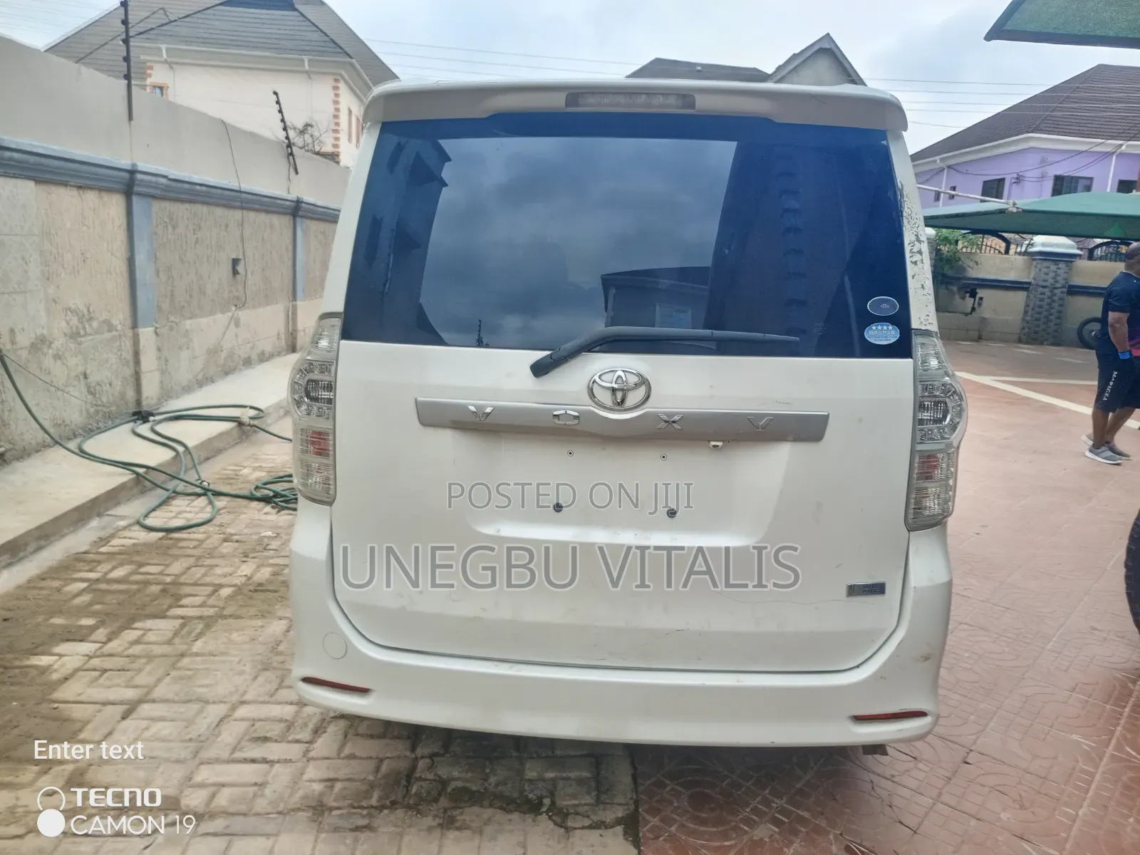Toyota Voxy 2012 White