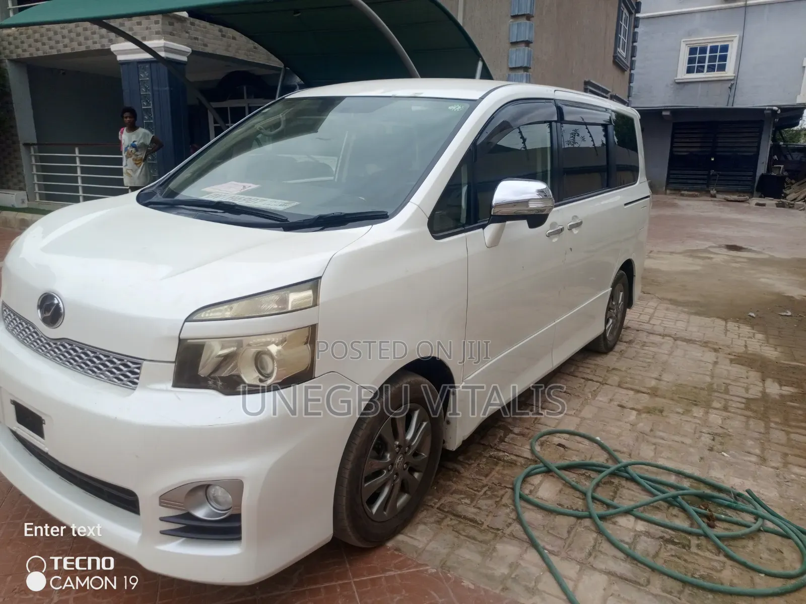 Toyota Voxy 2012 White