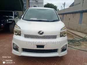 Toyota Voxy 2012 White