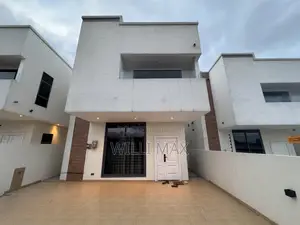 3bdrm Duplex in Ayimensah, Oyarifa Mall Area for rent