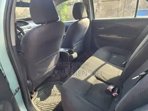 Toyota Yaris 2010 Green