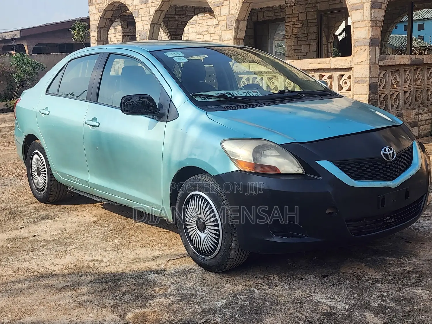 Toyota Yaris 2010 Green