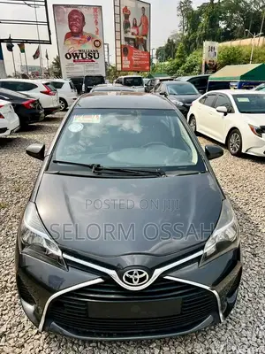 Toyota Yaris 2015 Black