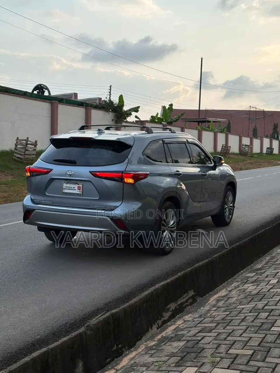 Toyota Highlander Platinum 2022 Blue