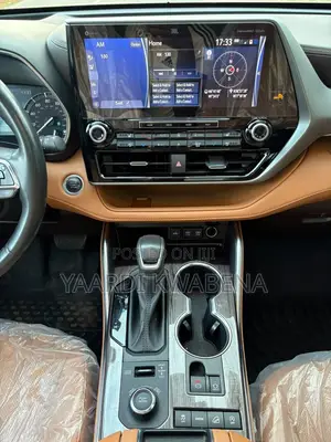 Toyota Highlander Platinum 2022 Blue