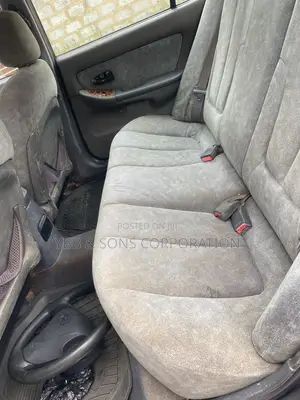 Hyundai Elantra 2004 Gray