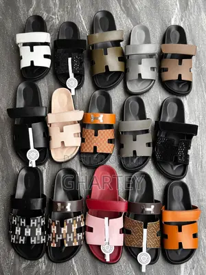 Luxury Designer-Style Comfort Slippers Available in Beautiful Colors
