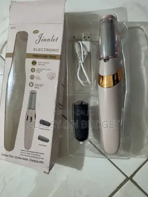 Rechargeable Pedicure Tool- Calluses Remover/ Heel Smoother/ Shaver