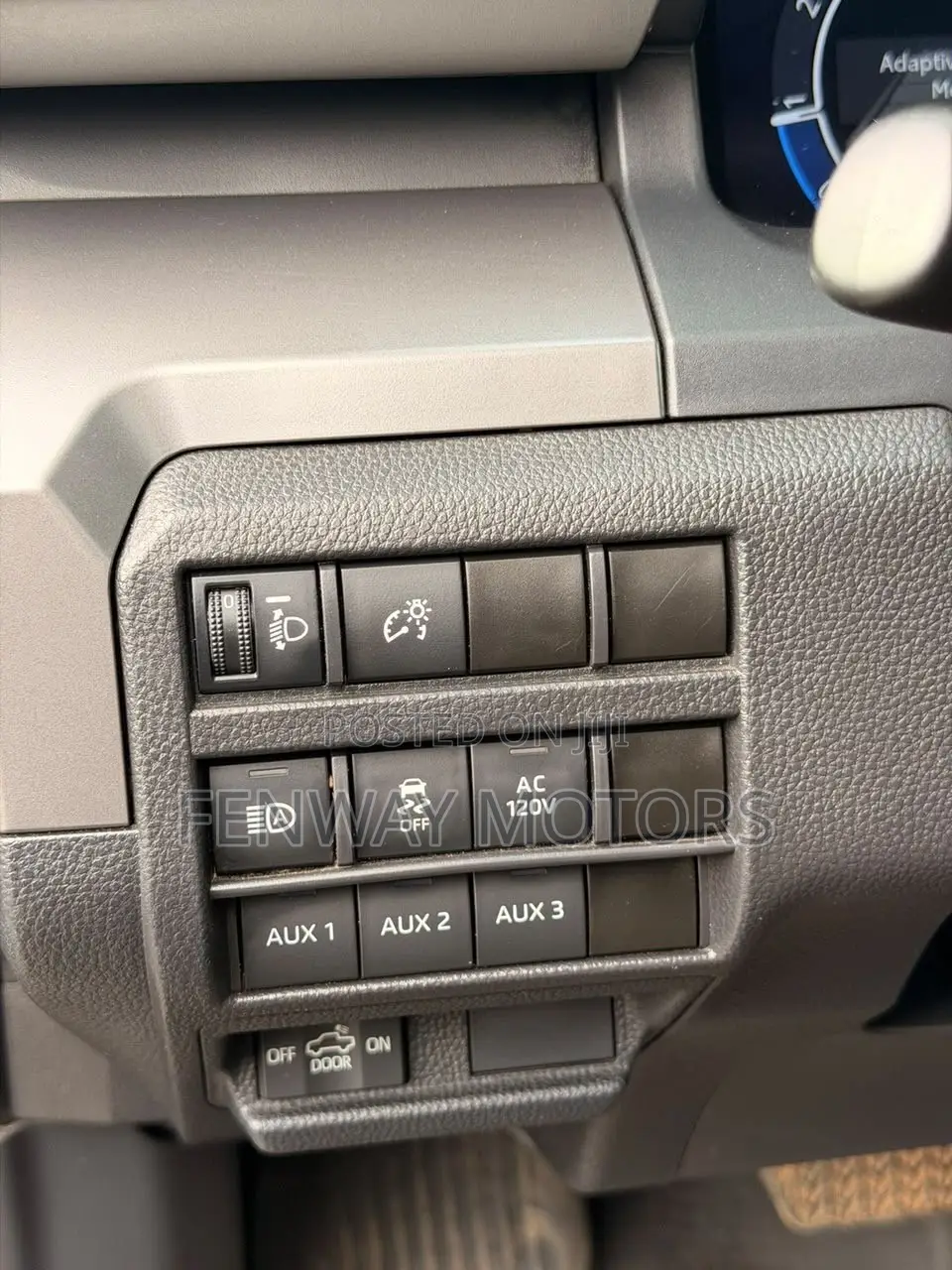 Toyota Tacoma SR5 Double Cab 6' Bed AT 2024 Black