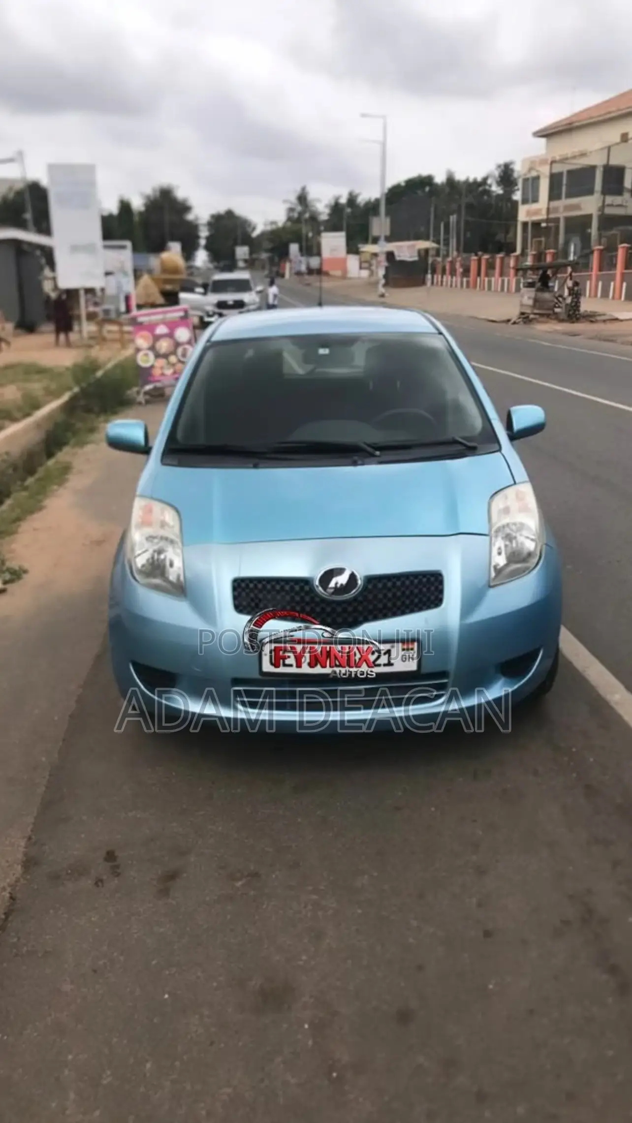 Toyota Vitz 2010 Teal