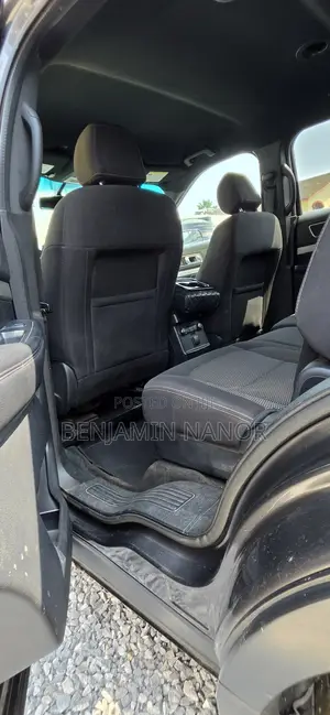 Ford Explorer 2016 Gray