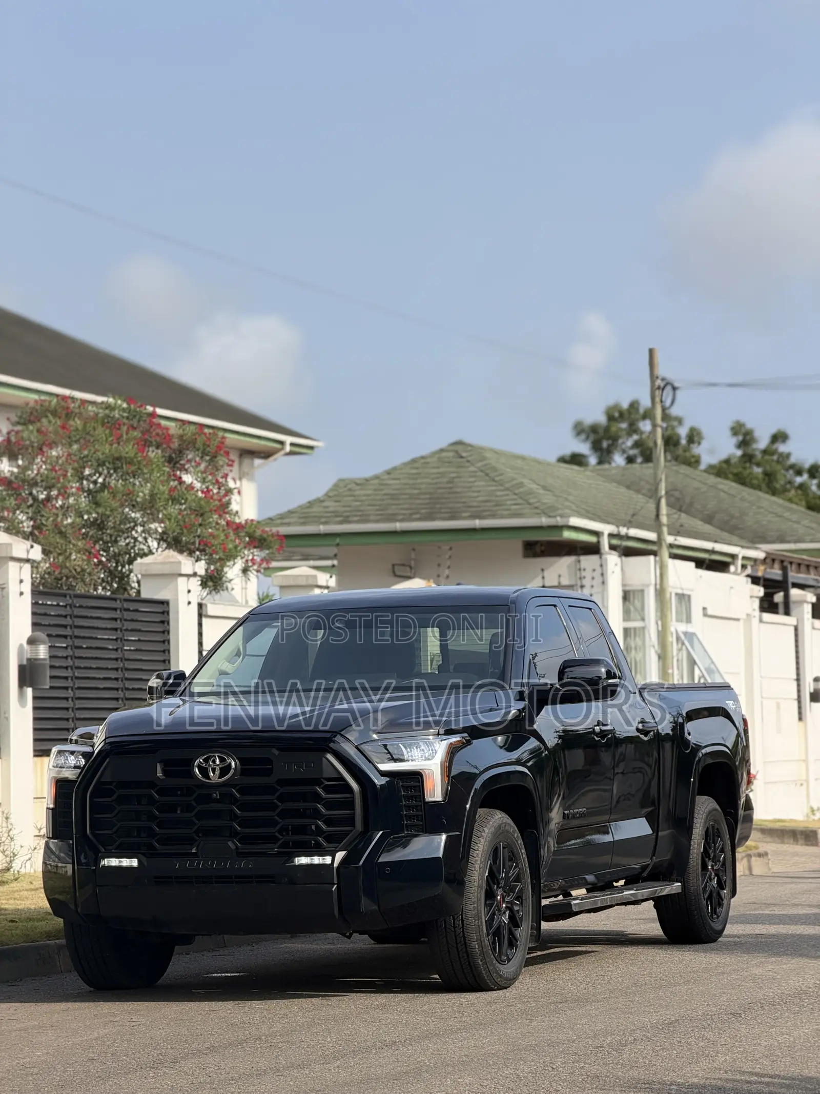 Toyota Tundra SR Double Cab 6.5' Bed 2023 Black