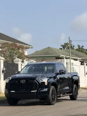Toyota Tundra SR Double Cab 6.5' Bed 2023 Black