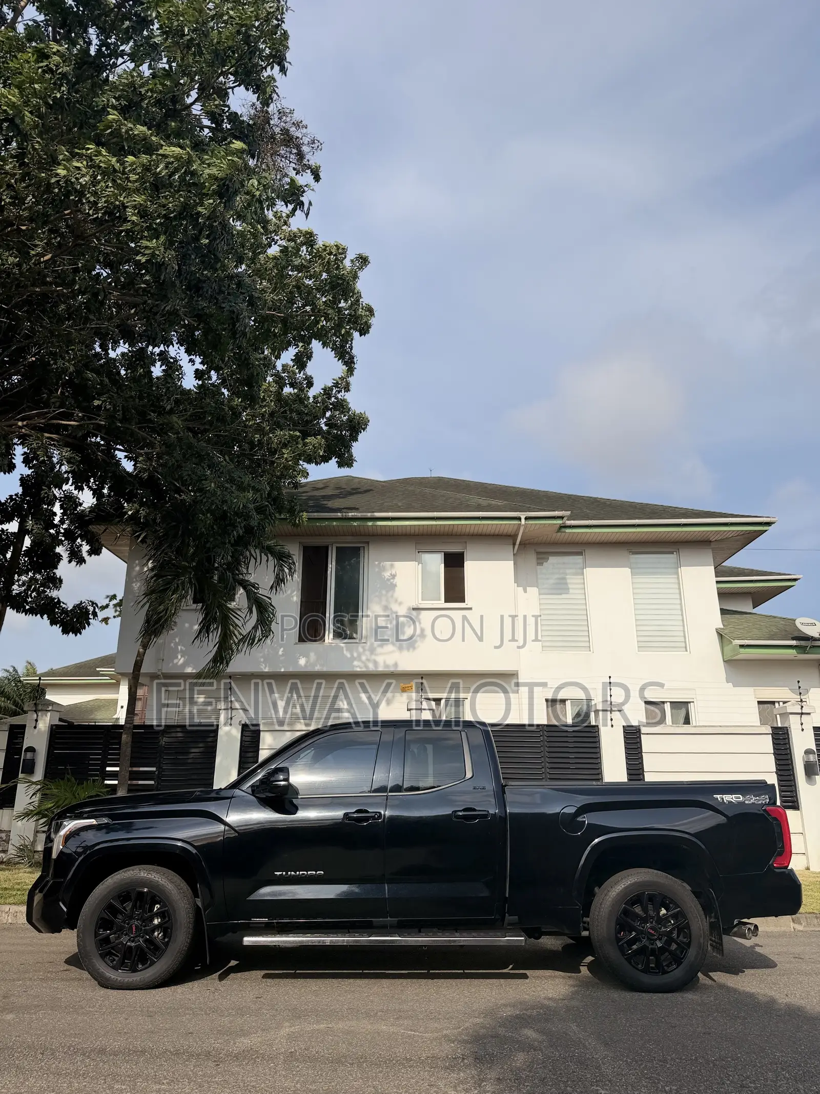 Toyota Tundra SR Double Cab 6.5' Bed 2023 Black
