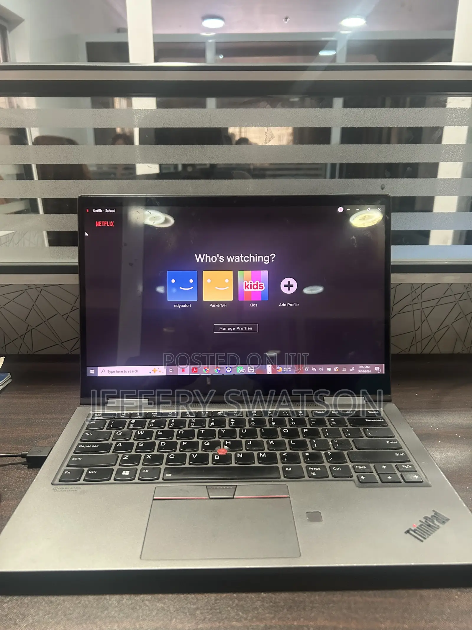 Laptop Lenovo ThinkPad X1 Yoga Gen 8 16GB Intel Core i7 SSD 256GB