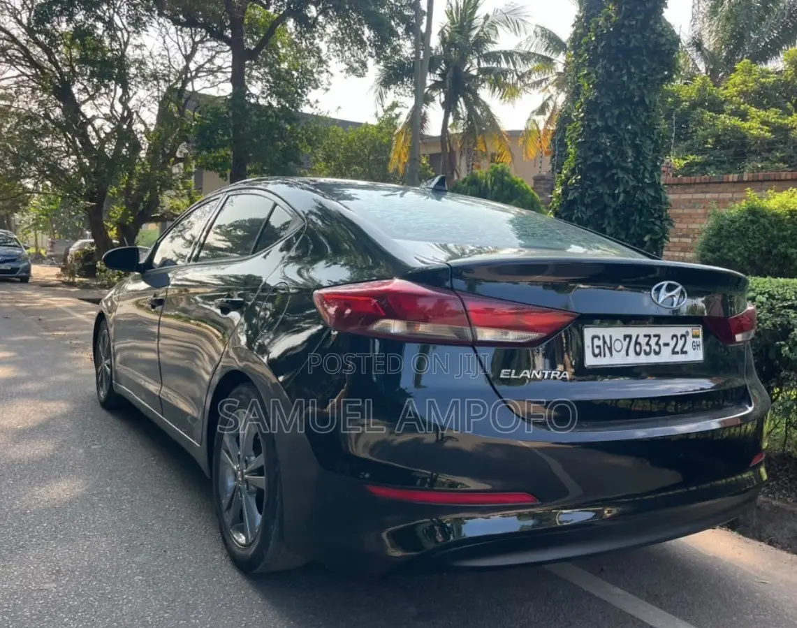 Hyundai Elantra Limited 2018 Black
