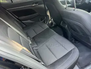 Hyundai Elantra Limited 2018 Black