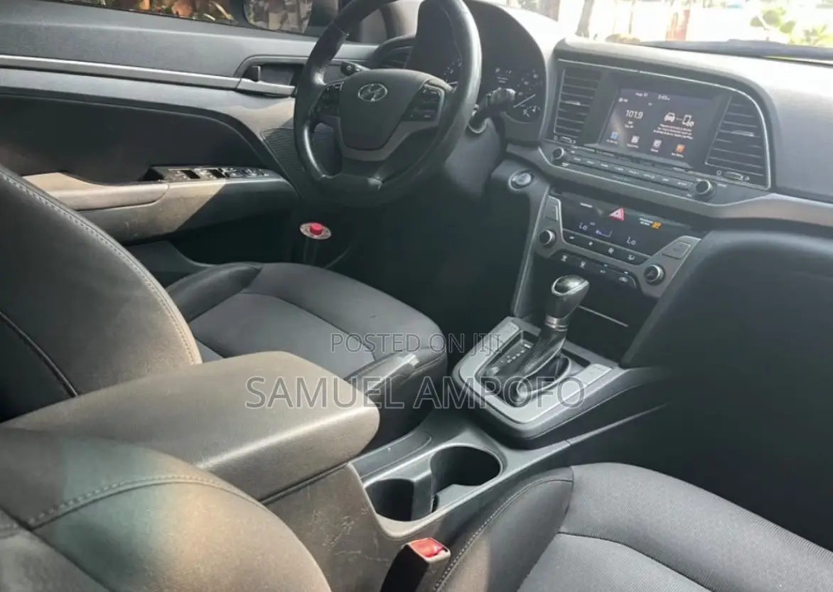 Hyundai Elantra Limited 2018 Black