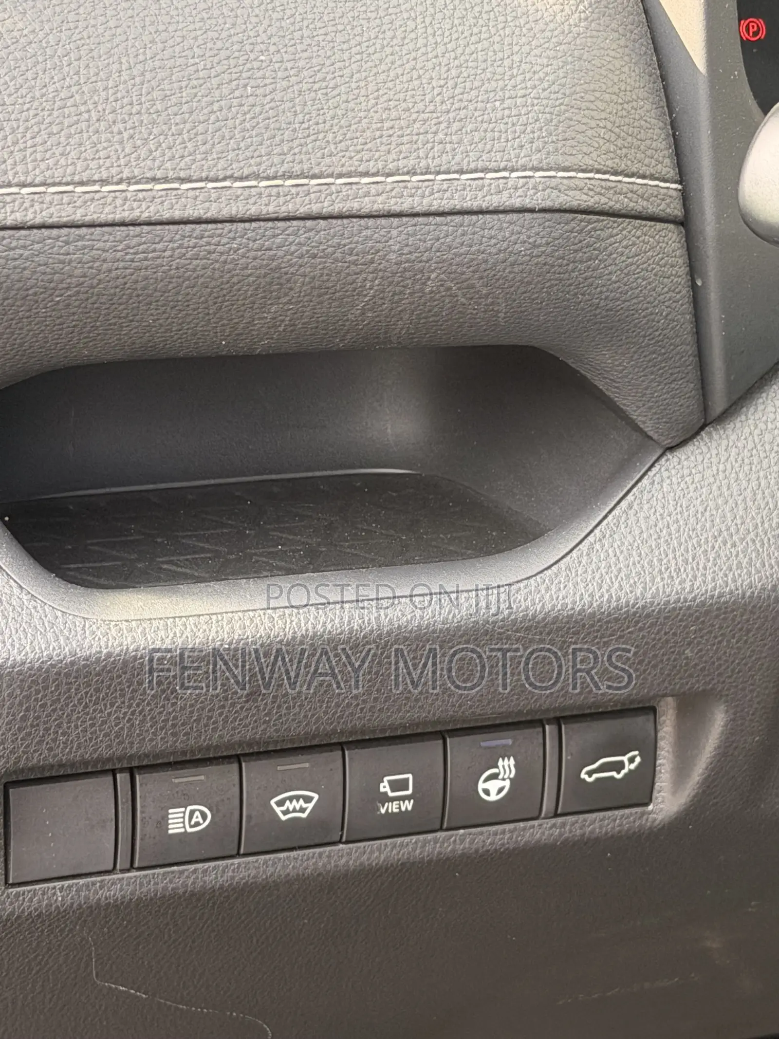 Toyota RAV4 XLE Premium 2022 Silver