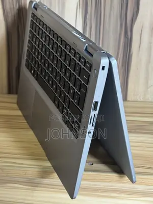 Laptop Dell Latitude 5300 2-in-1 8GB Intel Core i5 SSD 256GB