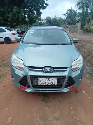 Ford Focus 2012 Green