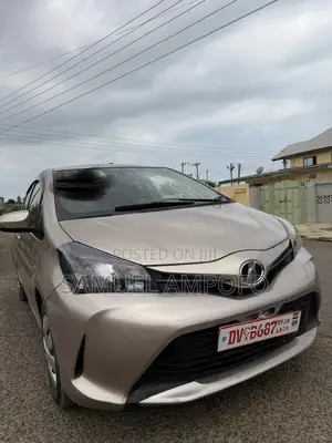 Toyota Vitz 1.3 FWD 5dr 2016 Brown